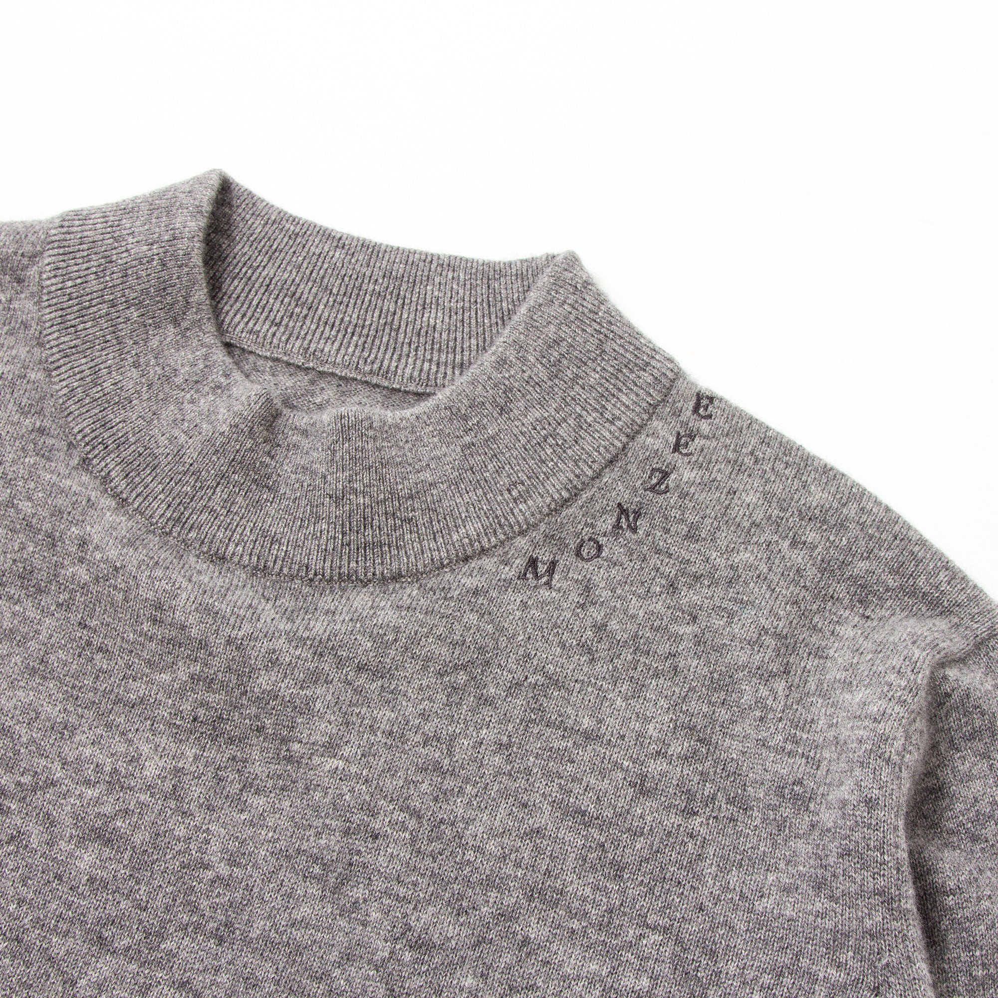 カシミヤ100％モックネック