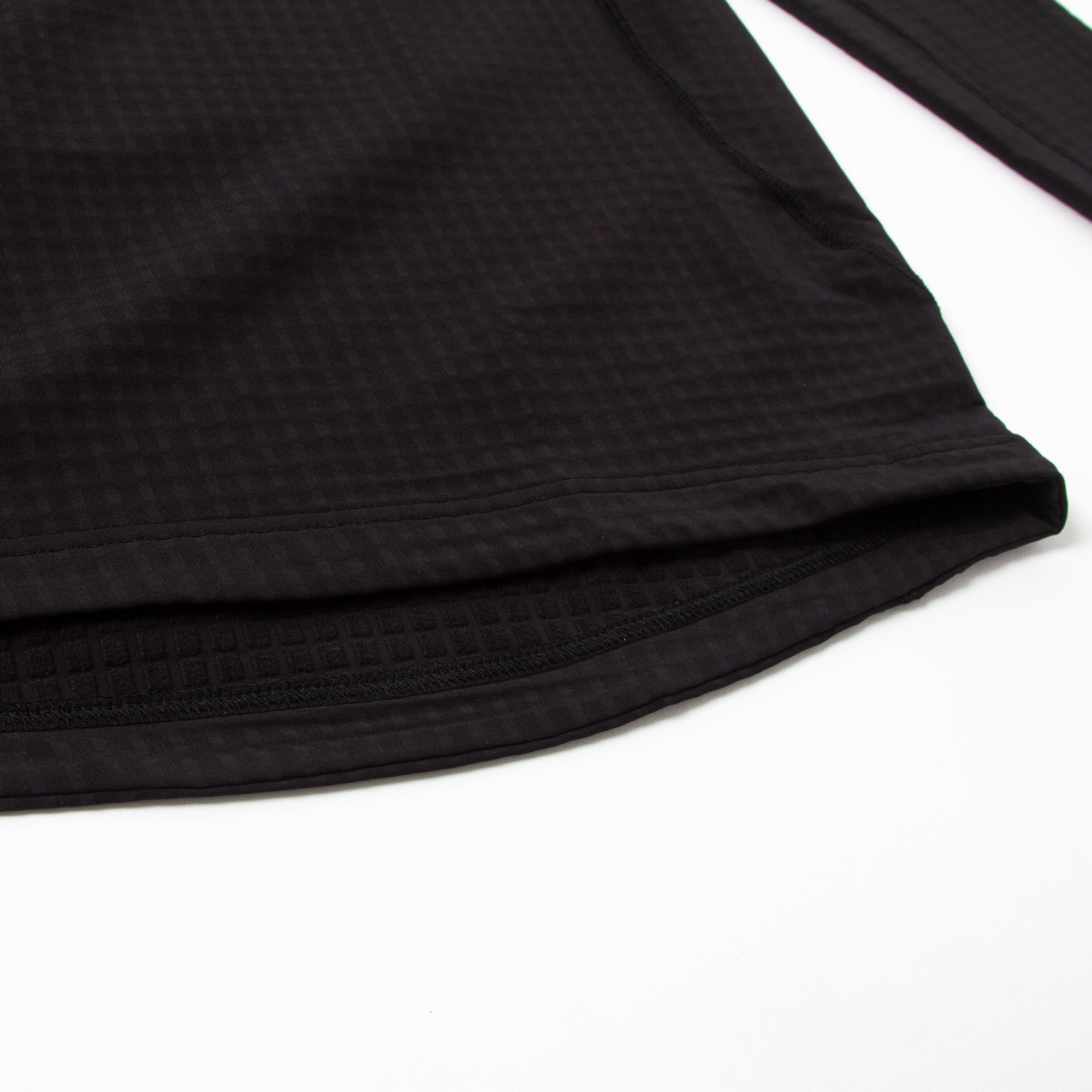 ハーフジップ ストームフリース  -ブラック