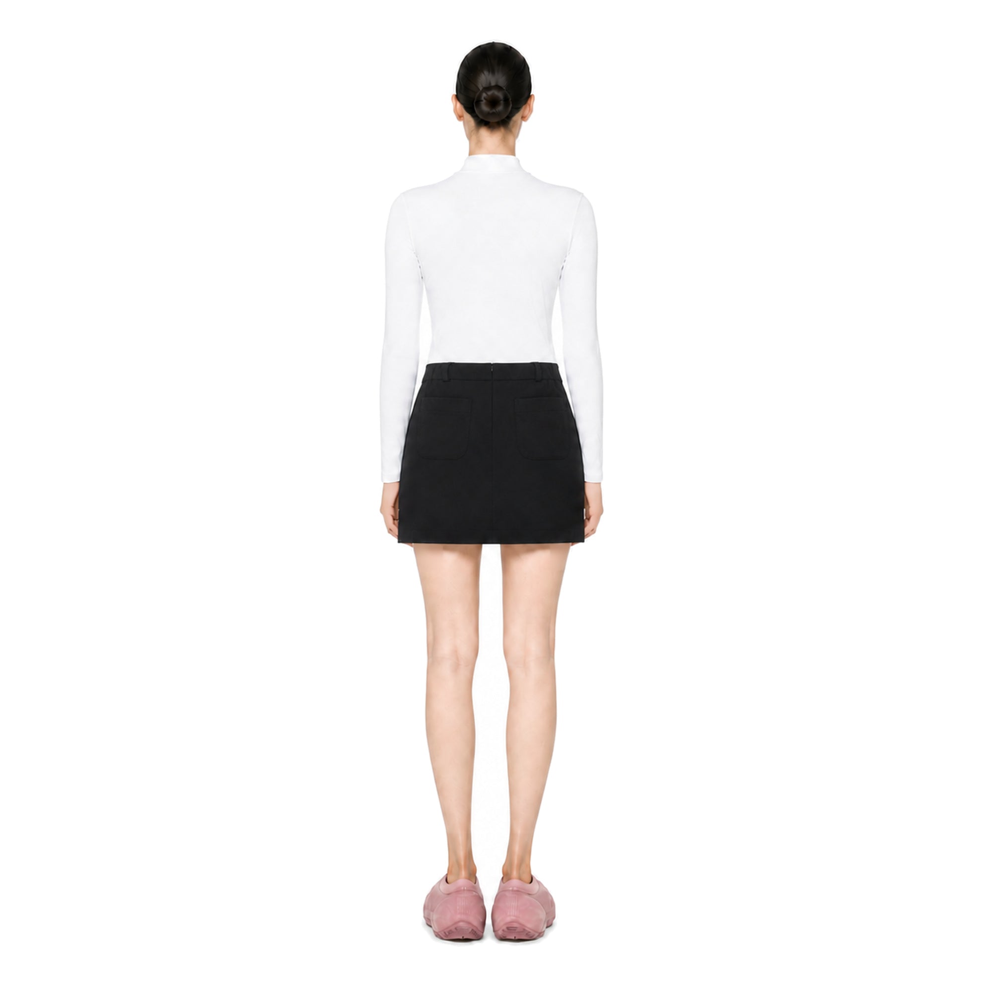 monzee スカート - ブラック AIモデル着用 背面｜身長170cm・着用サイズL